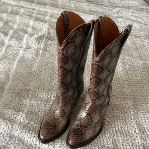 Idyllwind Snake Print Boots